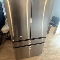 New Samsung Bespoke Refrigerador Mega capacity 