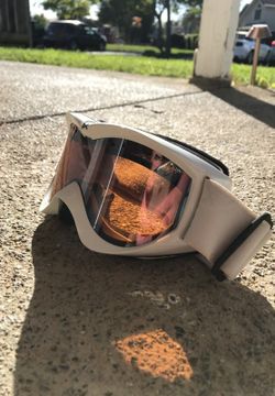 Anon snowboard goggles