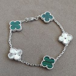 VCA Laser With Green 5 Motifs Unisex Bracelet
