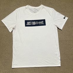 Nike t-shirt