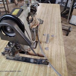Chandler CU 563 Industrial Sewing Machine 