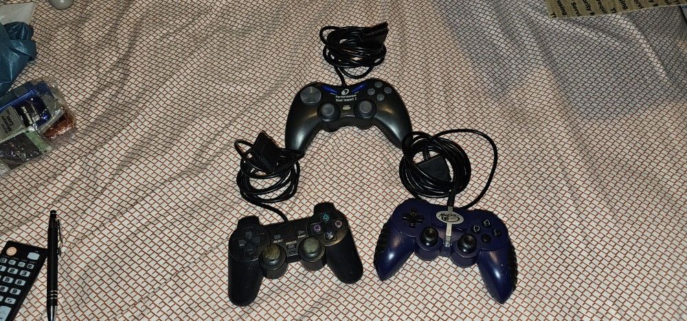 Ps2 Controllers $5 Each