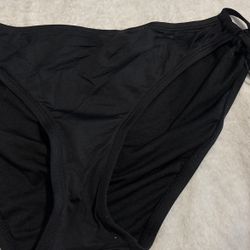 Size M Swim Bottoms