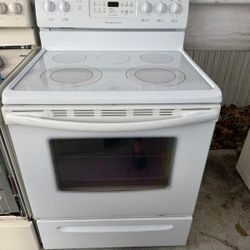 Frigidaire Stove 