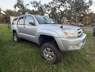 Toyota 4 runer. 2004  for part  motor desarmado