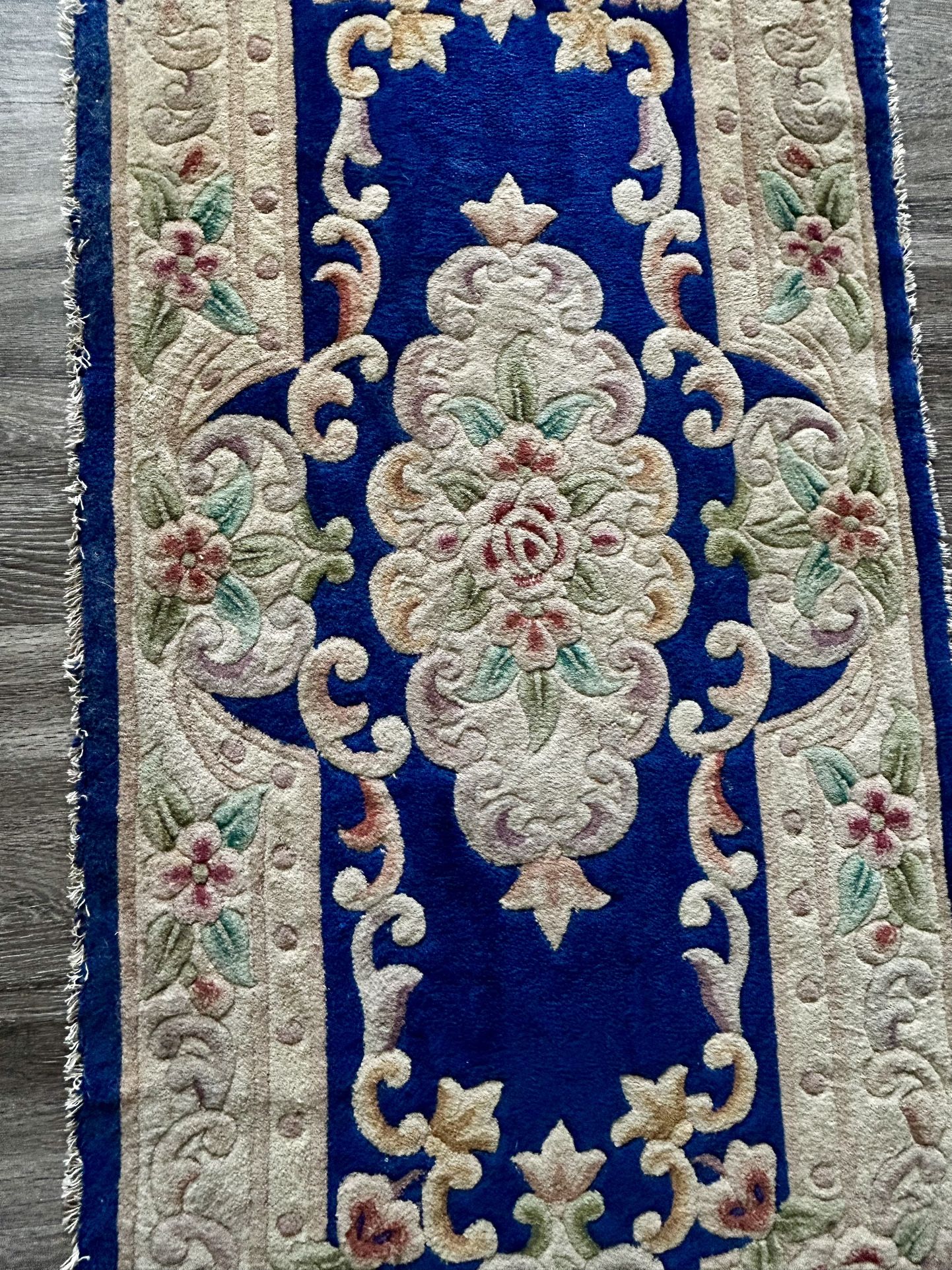 Beautiful And Fine Vintage Handmade Chinese Oriental Rug 30”x 62” In Good Condition, Priced For Quick Sale
