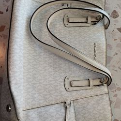 White Michael Kors Pursue