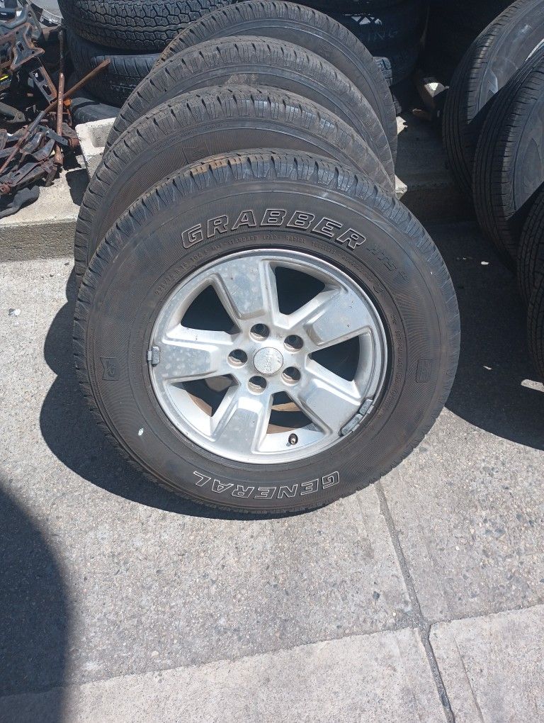 4- 225/75/16 Tires On Jeep Rims