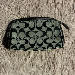 Coach - Small Cosmetic bag