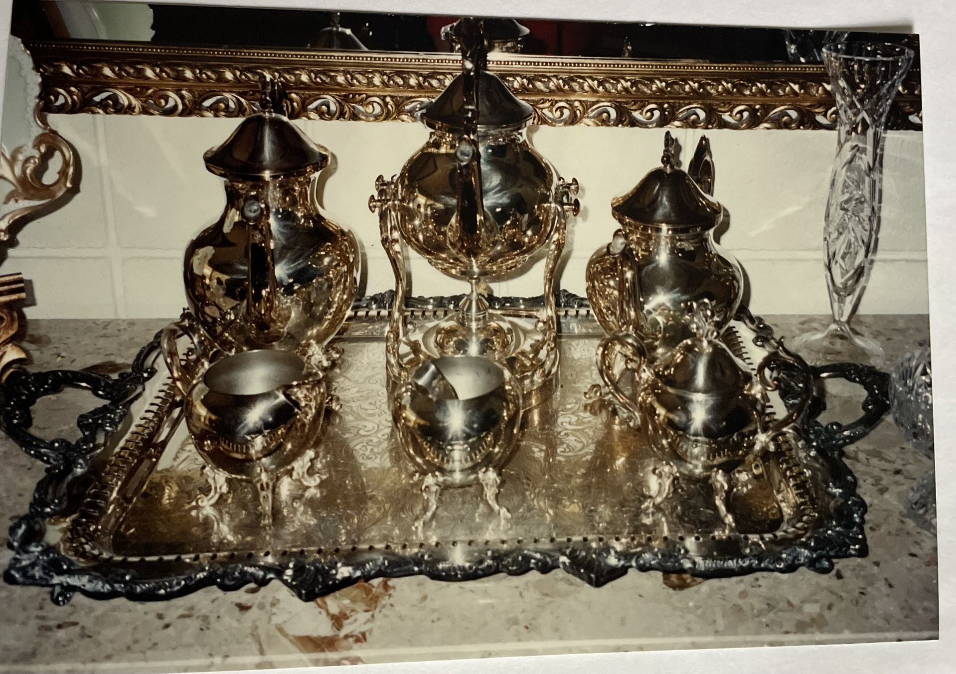 Tea Set collectible