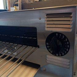 Wisco Commercial Pizza Oven Like New Never Used 