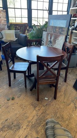Table 4 chairs