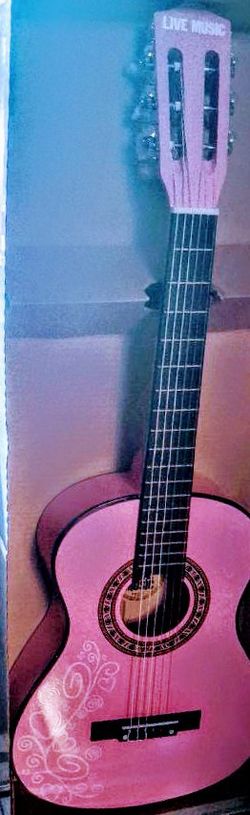 Big Kids Pink Guitar 🎸