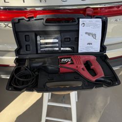 Skil Reciprocating Saw, Blades, and Case