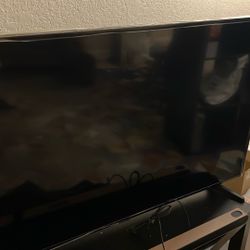 Samsung 50” TV + Soundbar