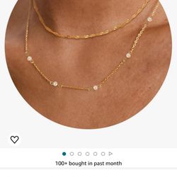 Dainty Gold Pearl Necklace NEW