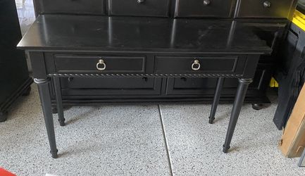 Console table