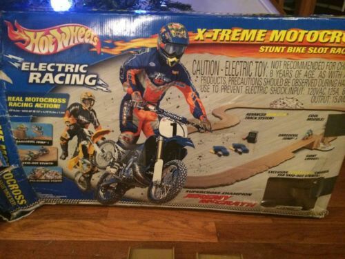 Hotwheels Electric Racing Motocross Set