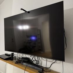 Samsung QLED 65” TV