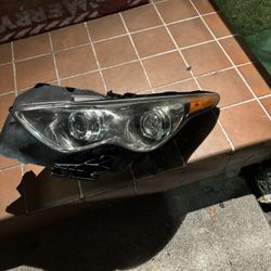 Light Of The left side of the front of an Infiniti QX70 or FX35.
