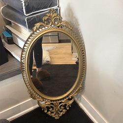 Accent Mirror