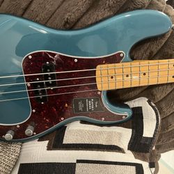 Fender Bass Precision 
