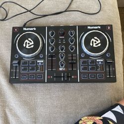 Numark DJ Turntable Never Used