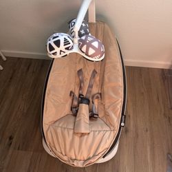 4Moms MamaRoo