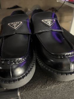 Prada woman’s