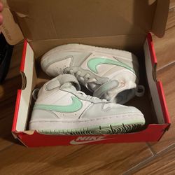 Girls Size 13 Nikes 