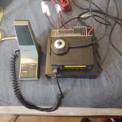 Old School CB Radio If You Really Into A Radio This Is Unique Old School Working 100%, No Problem