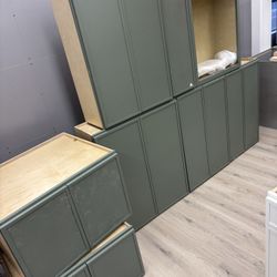 8 Pieces Wall Cabinets 