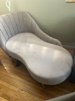 Chaise Lounge