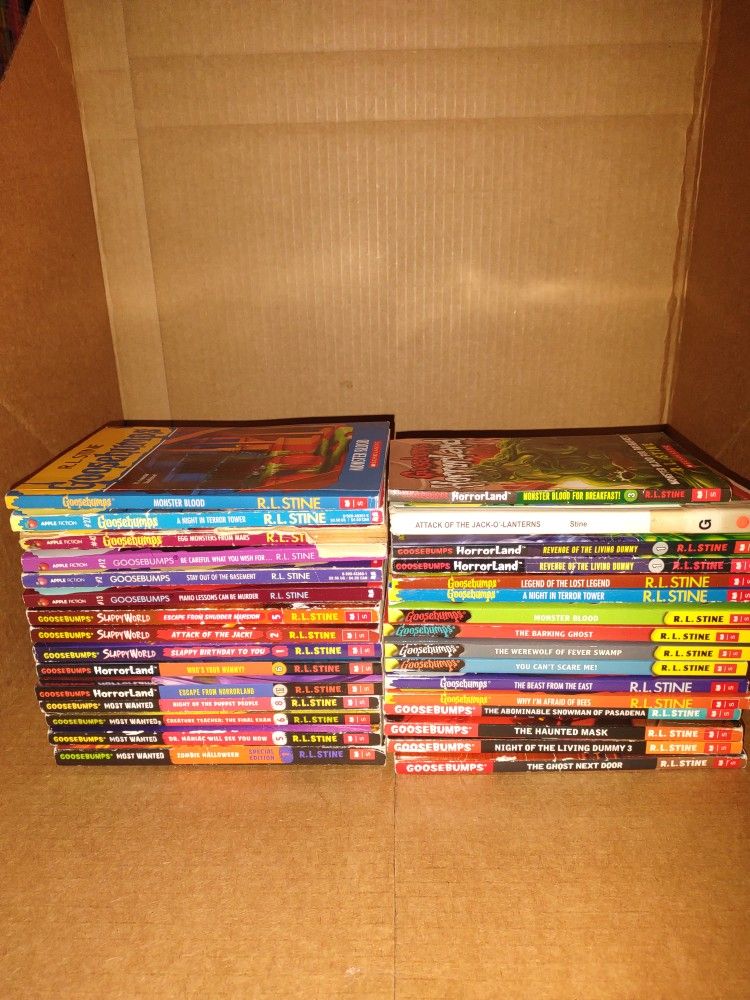 R.L. Stine Books Goosebumps And Fear Street Collection