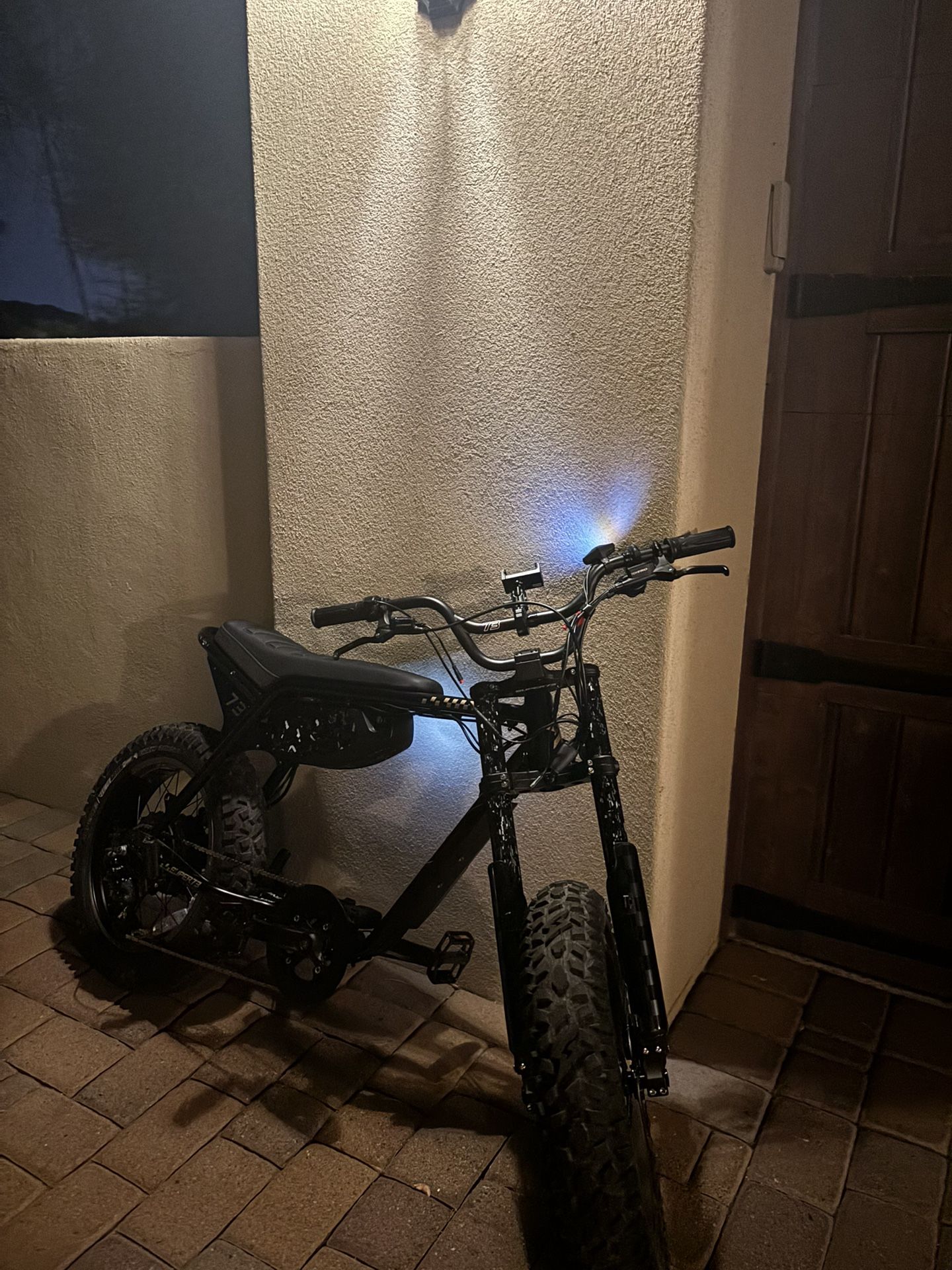 Super 73 Adventure Z Se ONLY LOOKING FOR TRADES BRAND NEW ONLY 150 MILES