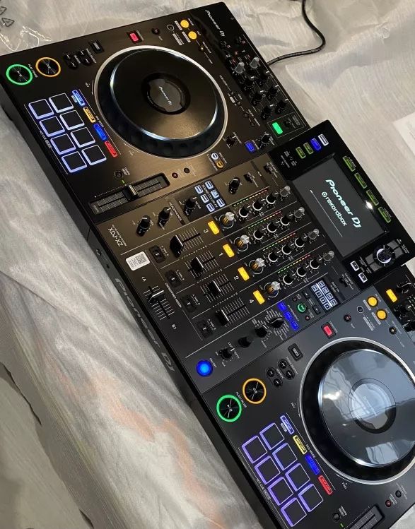 Pioneer XZ Dj Controller