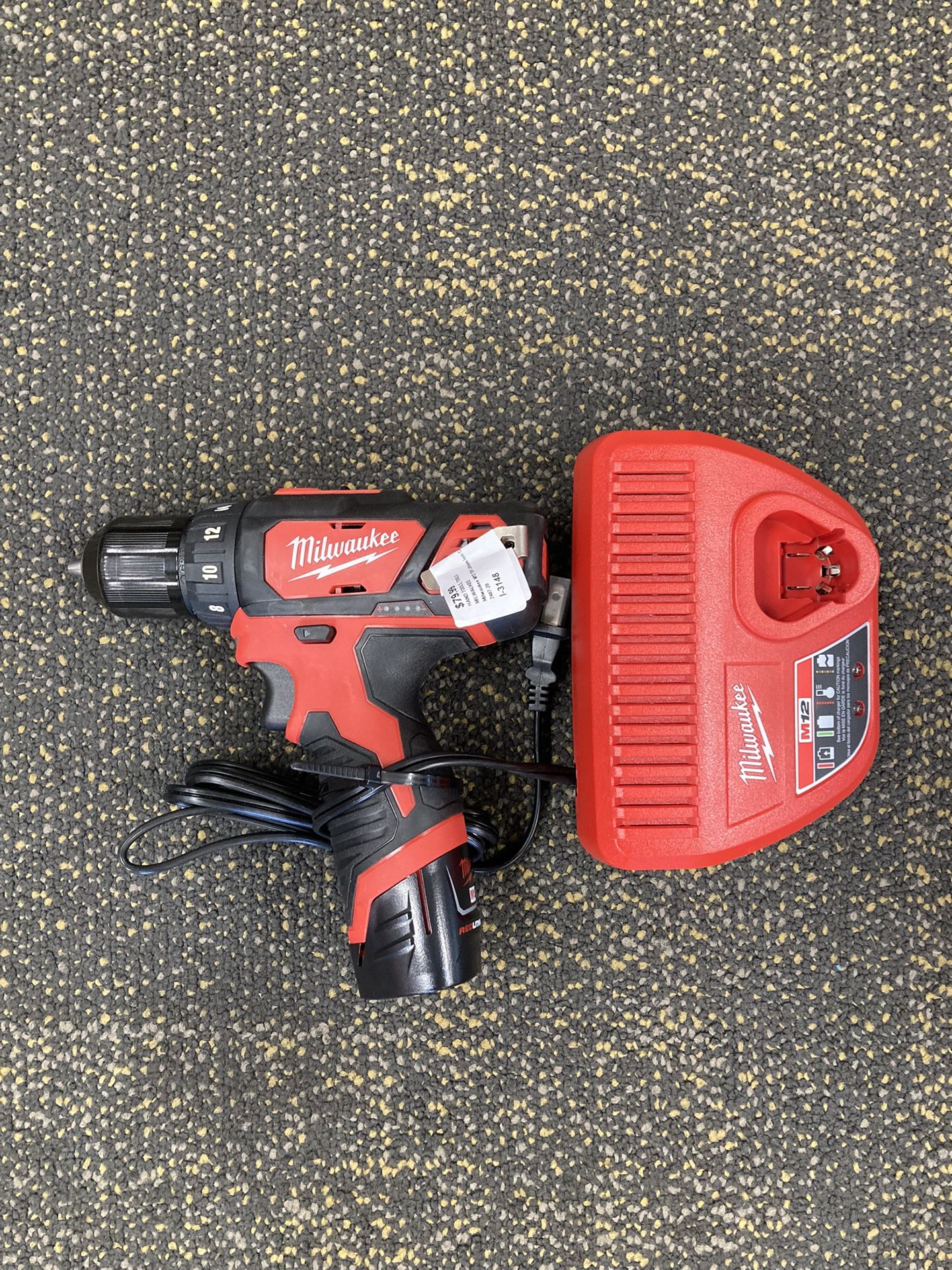 Milwaukee 2407-20 M12 12V Lithium-Ion Cordless 3/8" Drill/Driver W/BATTERY
