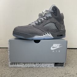 DS JORDAN 5 WOLF GREY SIZE 9 & 9.5
