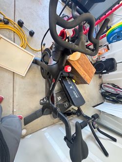 Like new Peloton with 24” screen