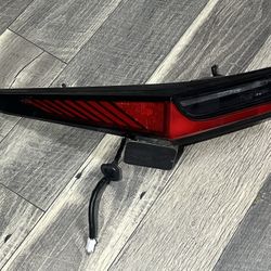 2023-2025 LEXUS RZ300E RZ450E LEFT DRIVER SIDE TAIL LIGHT FULL LED IN EXCELLENT USED CONDITION 
