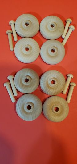 Brand New Wooden Wheels 1-1/4" Dia. x 1/4" Thick Bag of 8 Includes 8 Axle Pegs