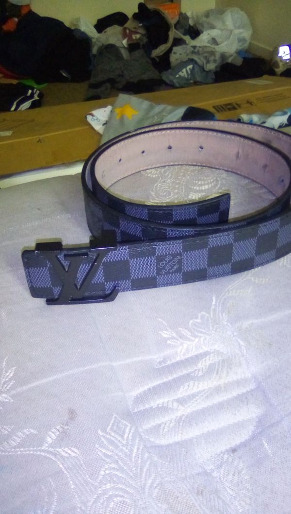 Black and grey checkered Louis Vuitton belt for Sale in McClellan Park, CA - OfferUp