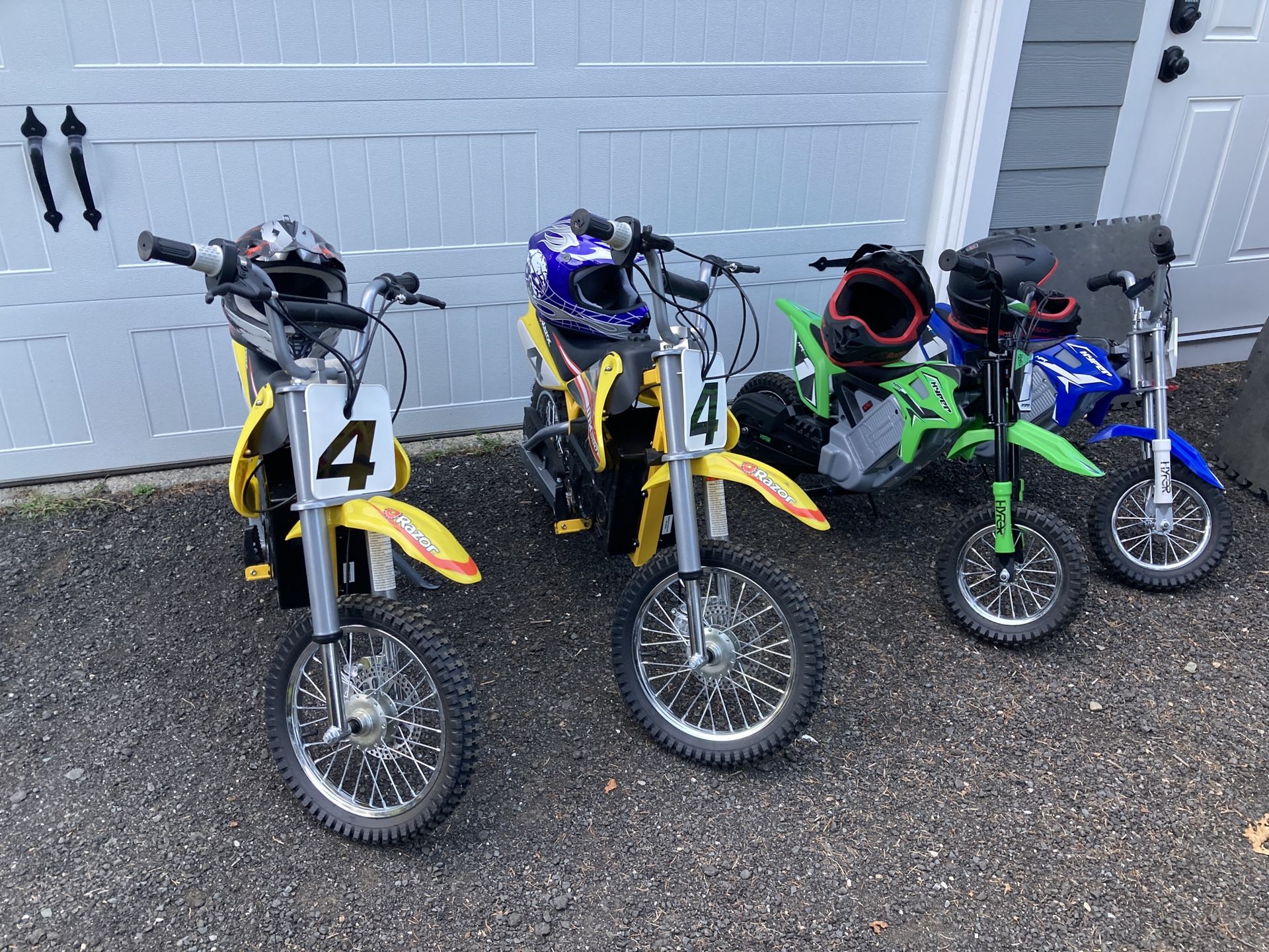 (4) ELECTRIC DIRT BIKES!  -(2)2023 Razor Mx650 36v Electric Dirt Bike (2)