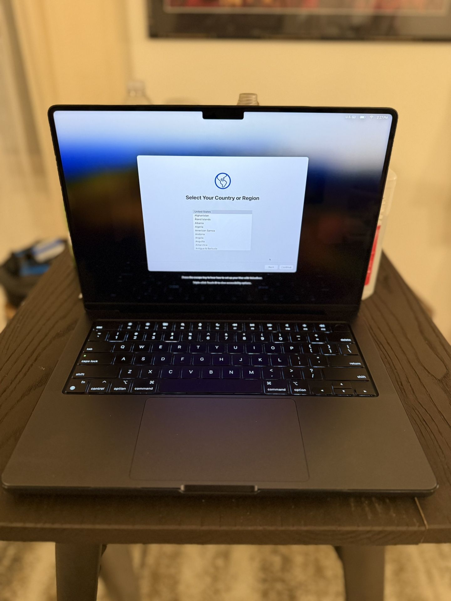 LIKE NEW! 2023, MacBook Pro M3 Max, 16cpu, 40gpu, 64GB Ram, 2TB Storage