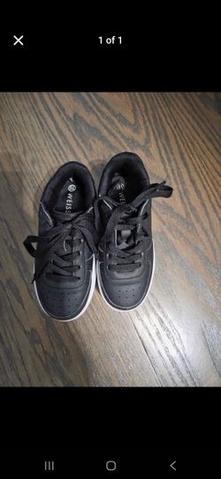 Girls Size 11 Sneakers 