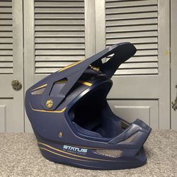 100% Stratus Downhill  MTB Helmet Adult Small