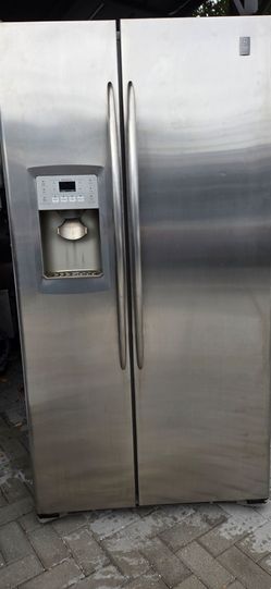 GE Stainless steel side by side refrigerator