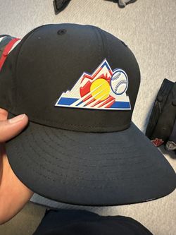 Colorado Rockies hat 7 1/4