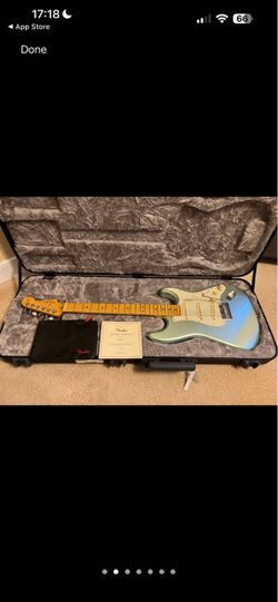 Fender Stratocaster American Professional II with Maple Fretboard 2020 - Mystic Surf green