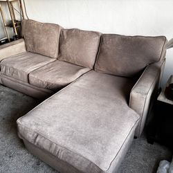 Sectional Couch w/ Removable Washable covers